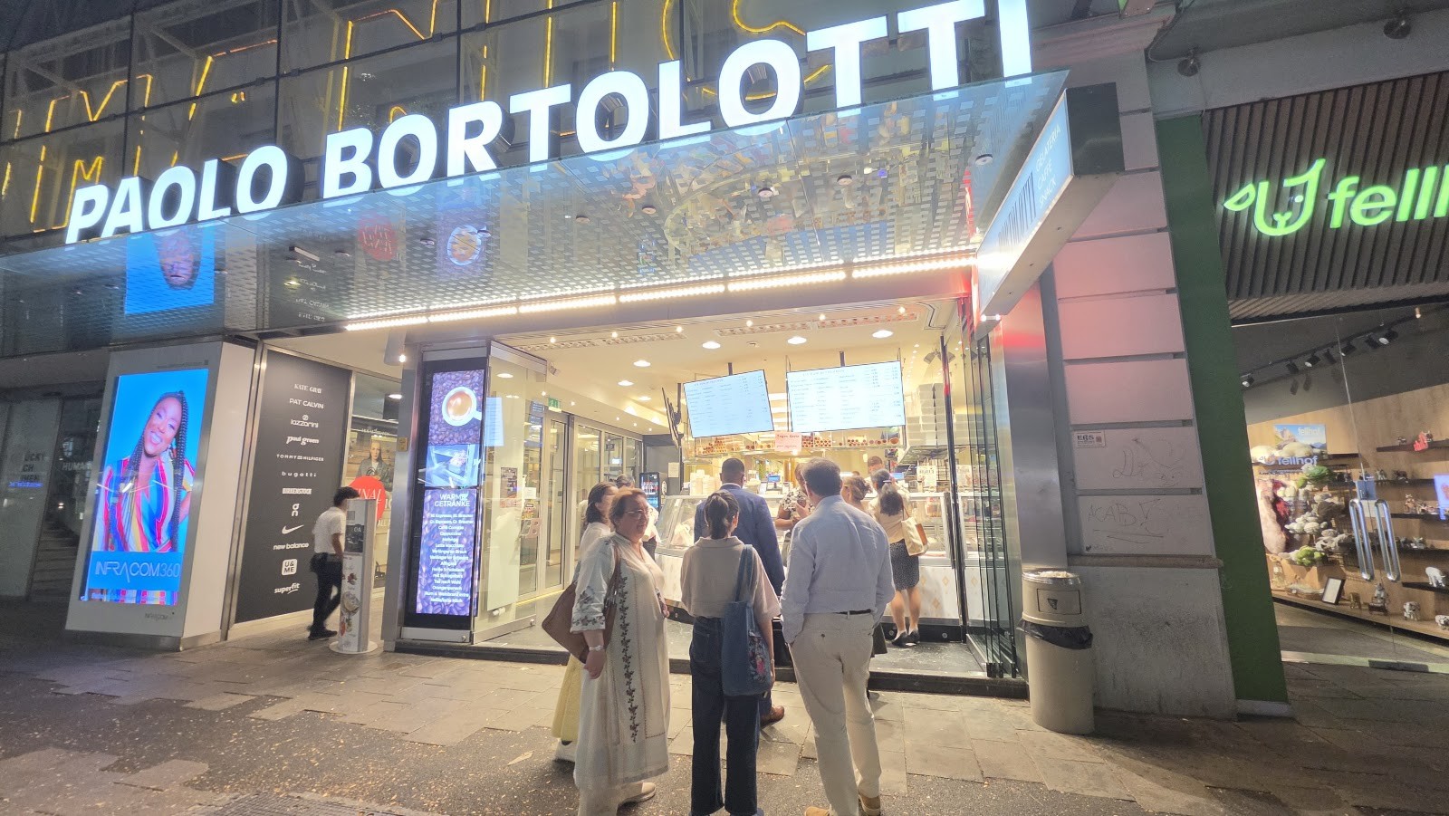 Paolo Bortolotti: the place