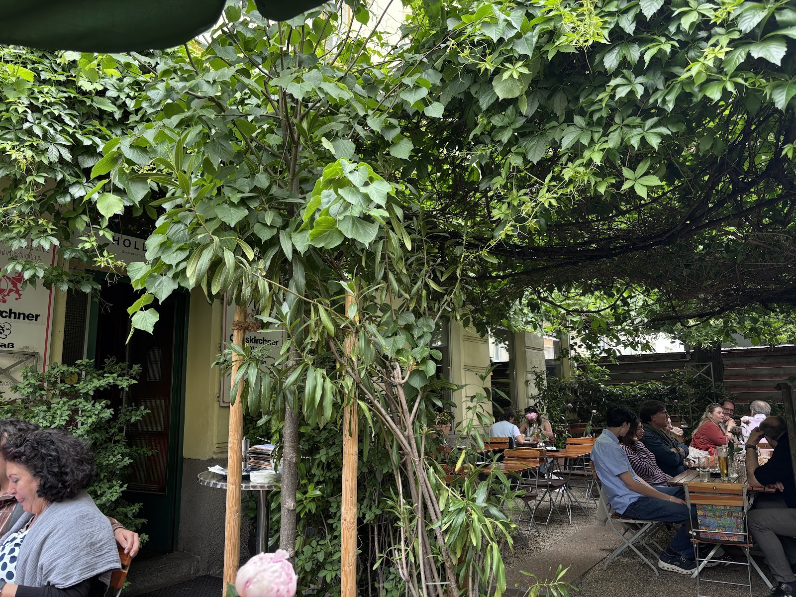 Hollerei: the place
