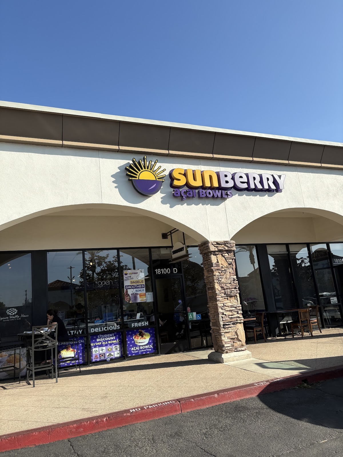 Sunberry Acai Bowls: the place