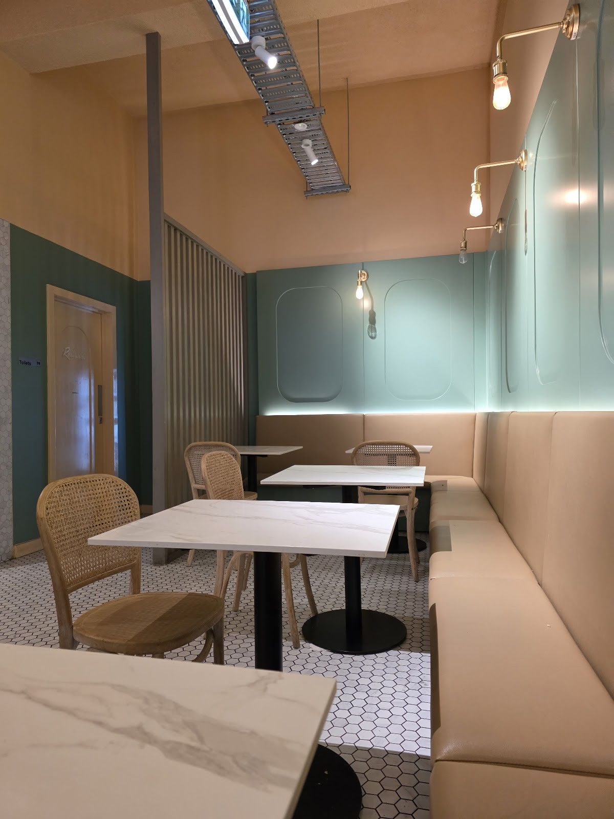 Bissel B: the place