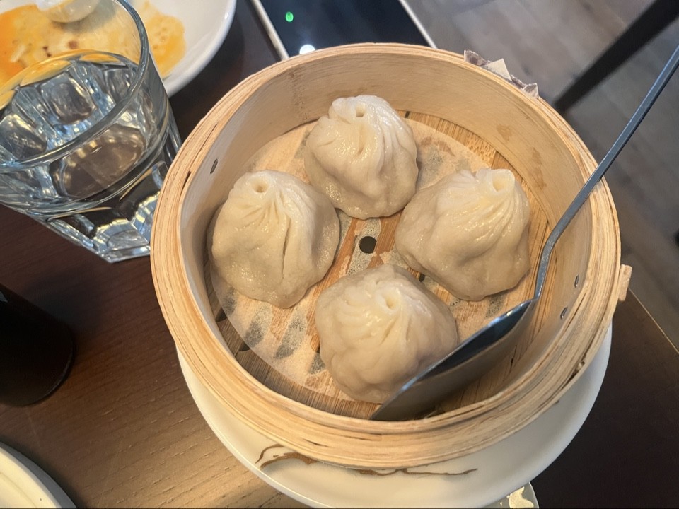 Tofu Vegan Brighton: food & drinks