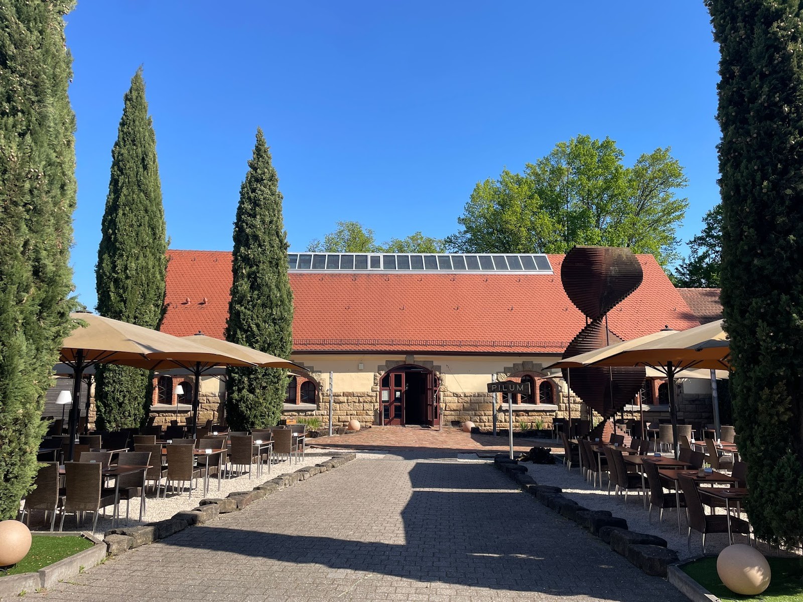 PILUM | Restaurant, Biergarten & Eventlocation: the place