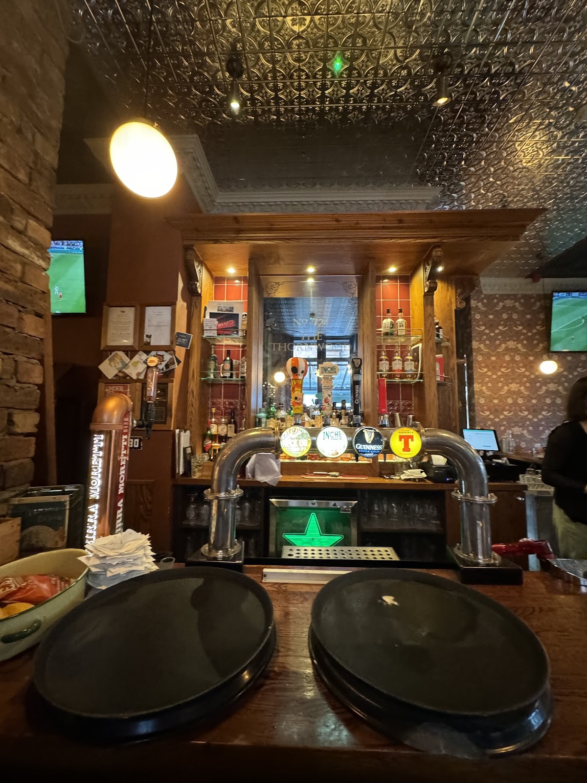 The Thornwood Bar: the place