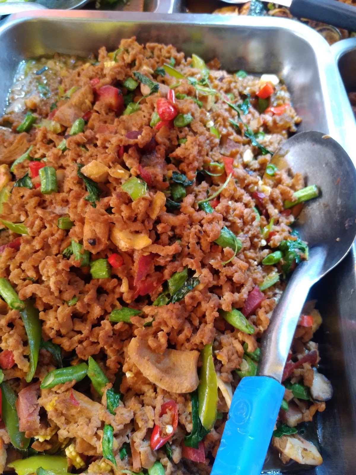 Prapai's Vegetarian Kitchen: food & drinks