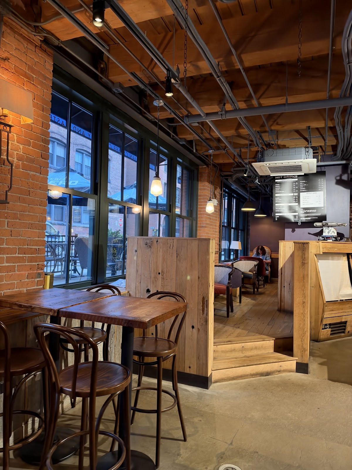 Caffè Nero: the place