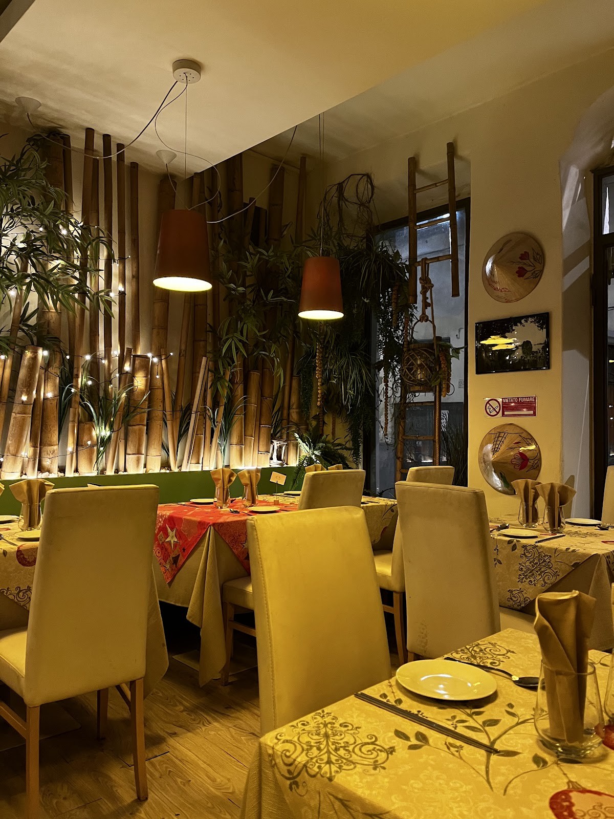 Com Saigon: the place