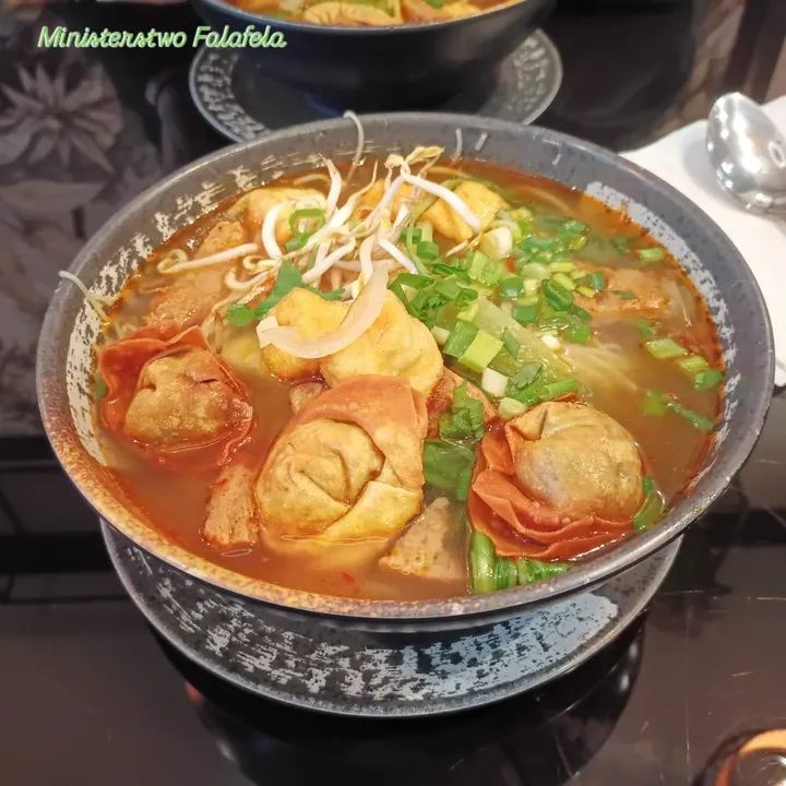 Vege Kitchen: food & drinks