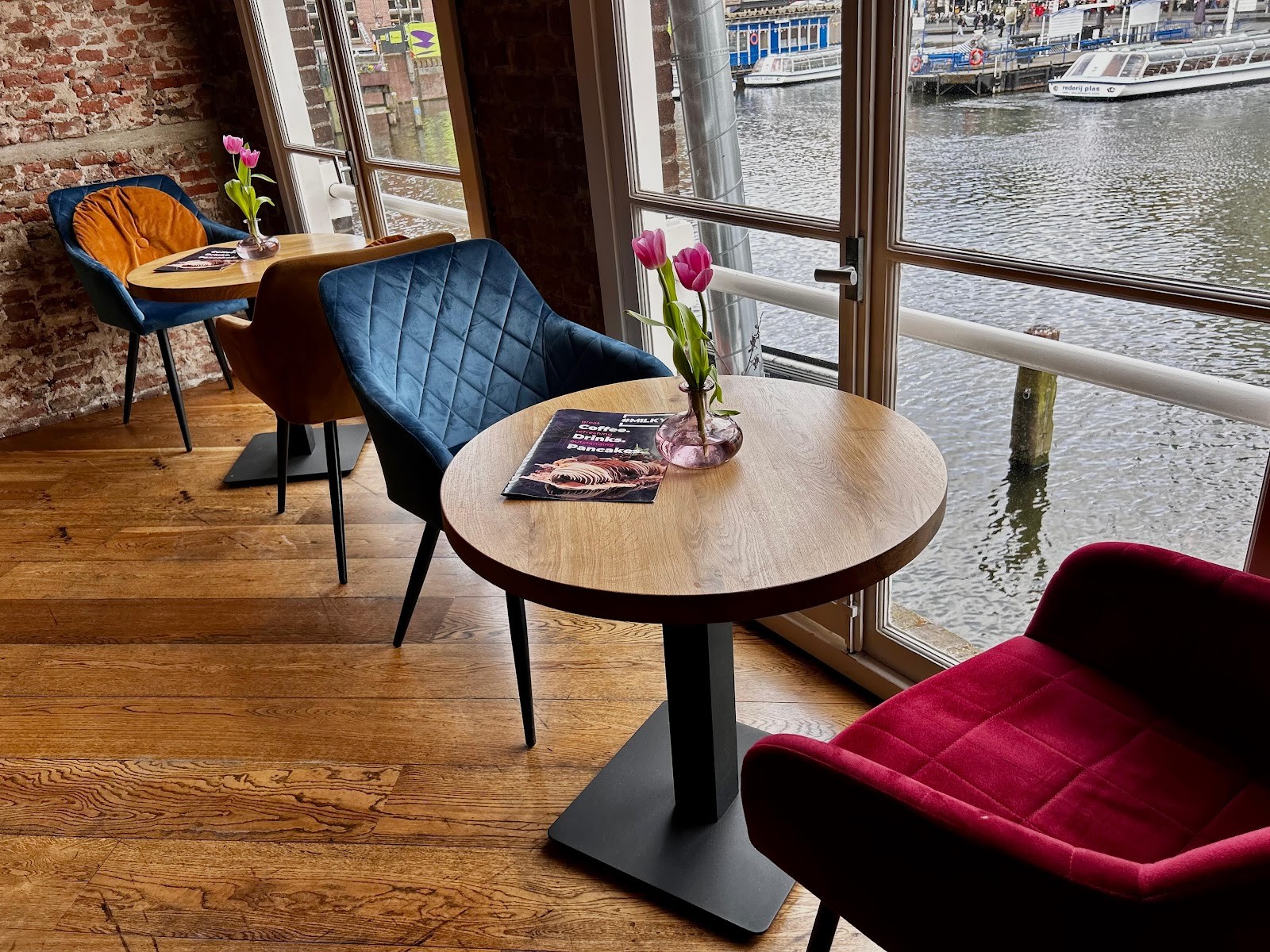 Milky Amsterdam: the place