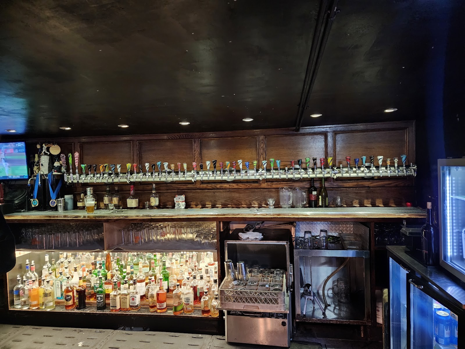 Churchill's Pub & Grille: the place