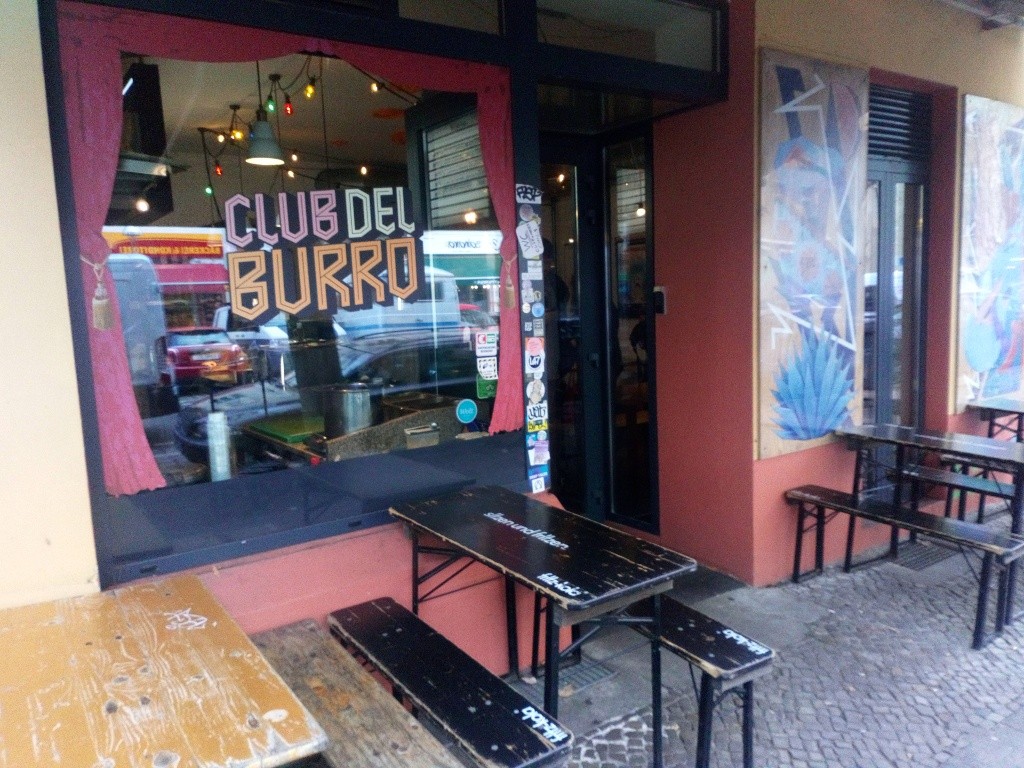 Club del Burro: the place
