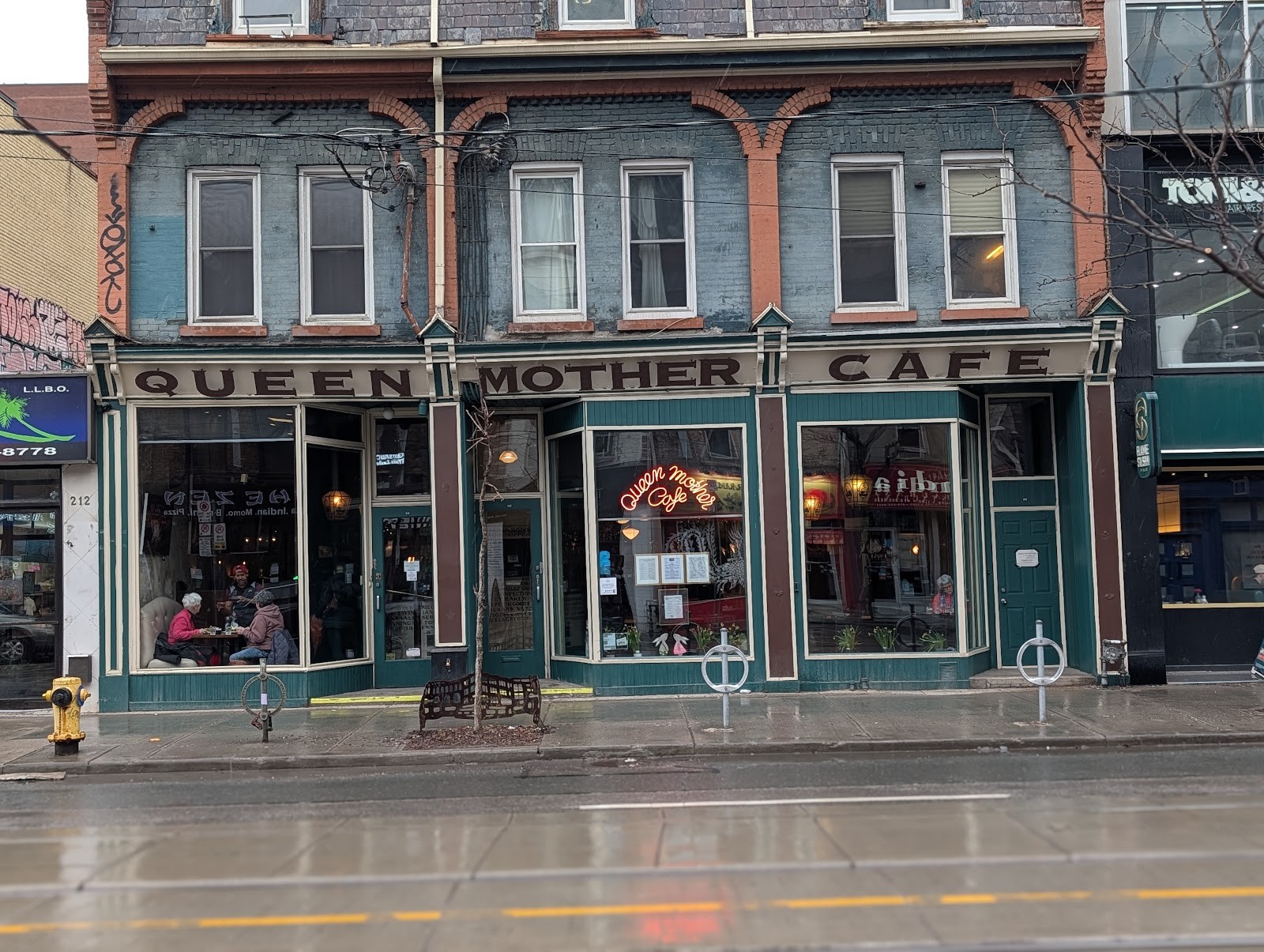 Queen Mother Cafe: the place