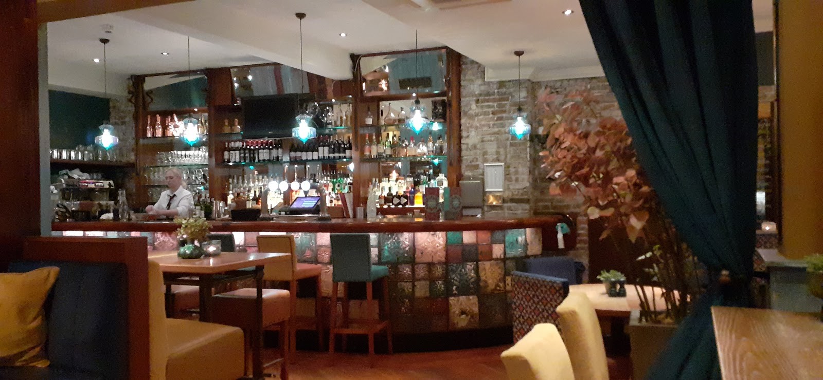 Bar Estilo: the place
