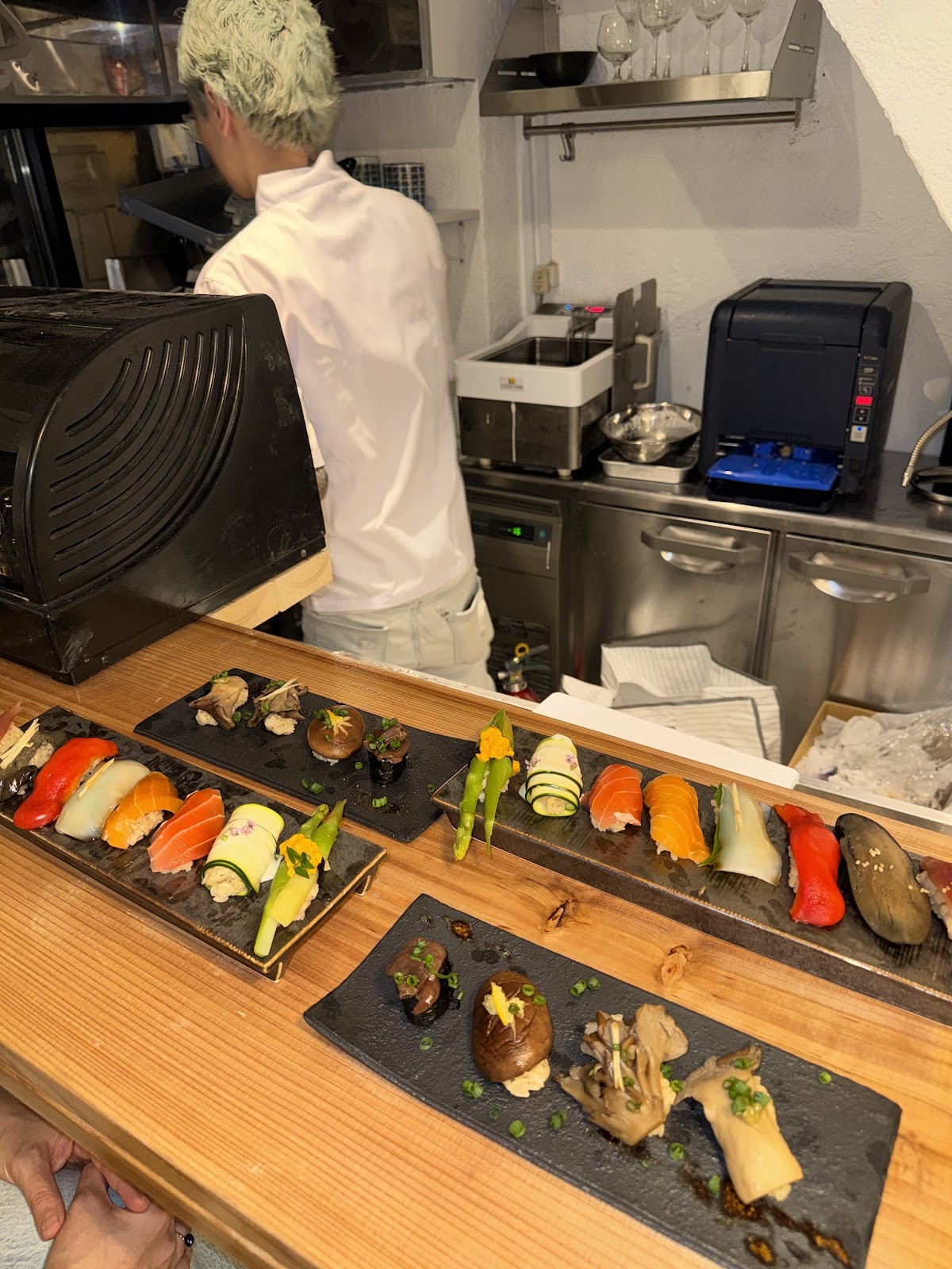 Vegan Sushi BABYLON | 寿司バビロン|: the place