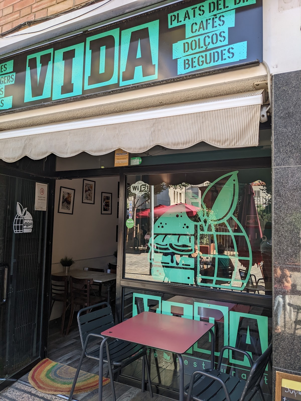 VIDA CAFE: the place
