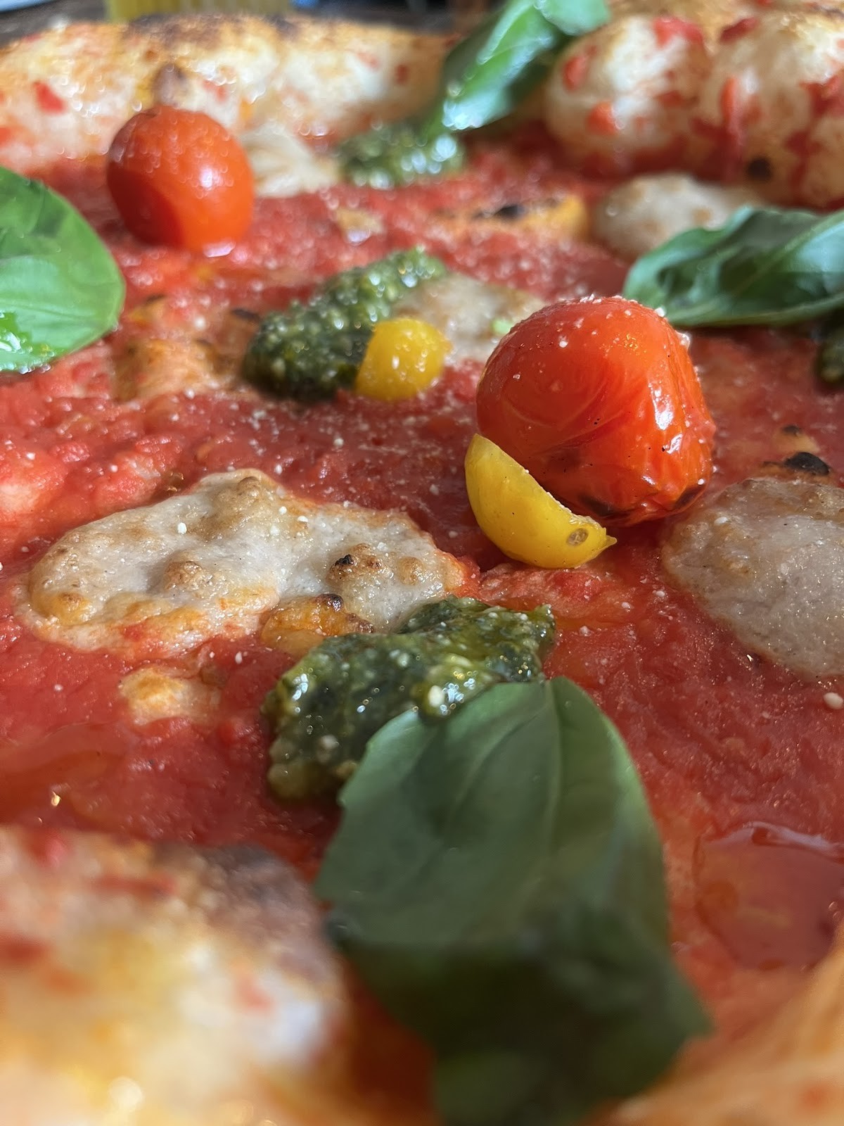 Pretty Pizza: food & drinks
