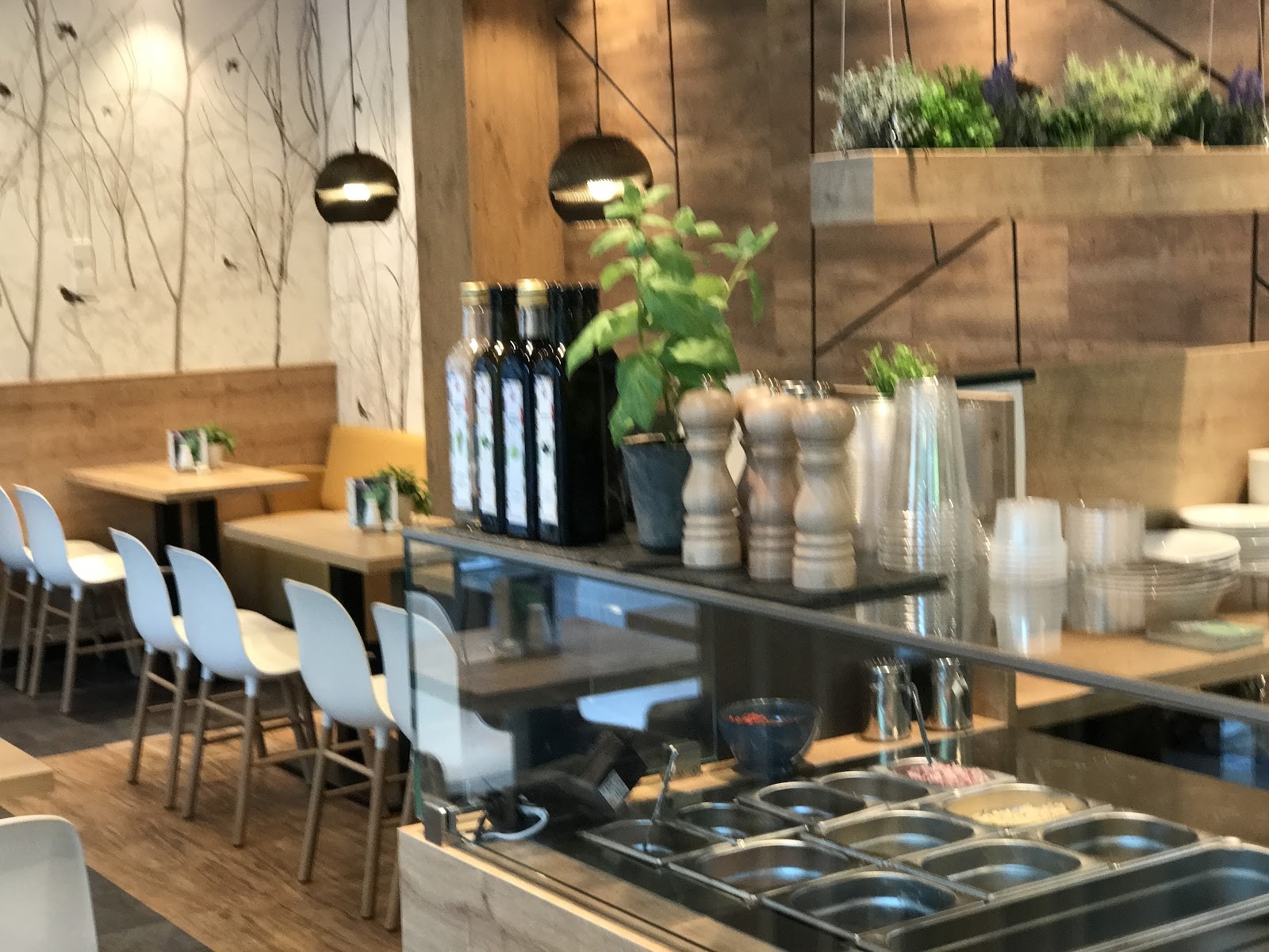 dean&david | Bowls, Salate, Curries & Snacks in Frankfurt am Main, Bockenheimer Landstraße: the place