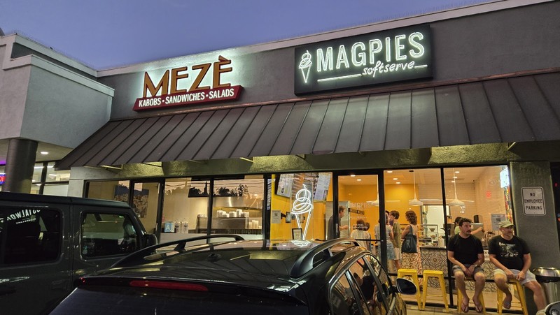 Magpies Softserve: photo 4
