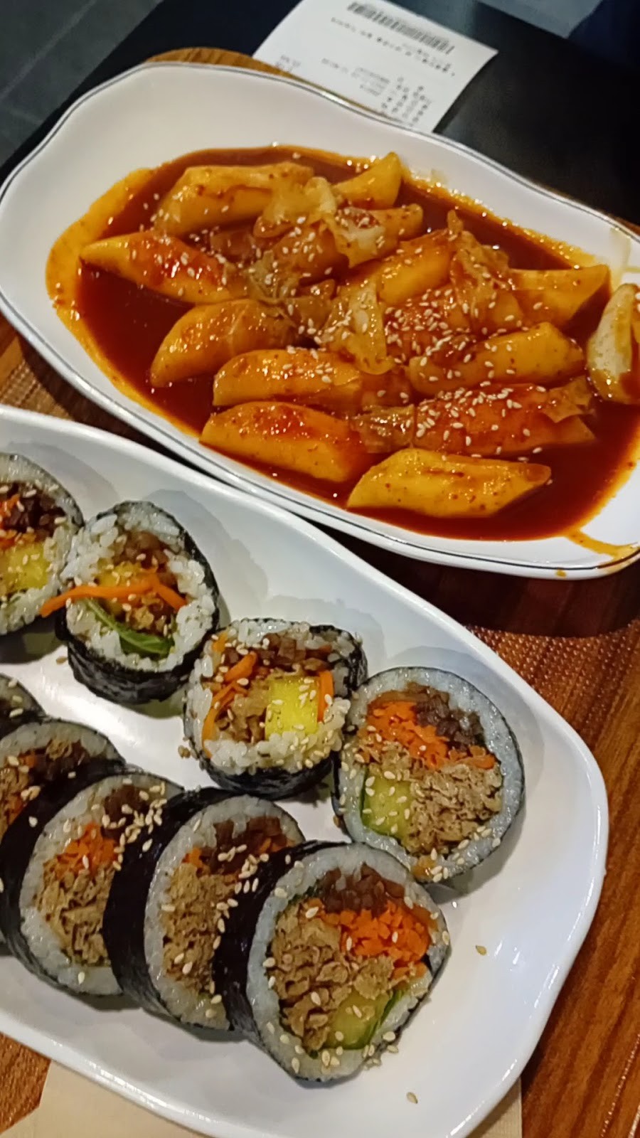 Maru Jayeonsik Gimbap: food & drinks