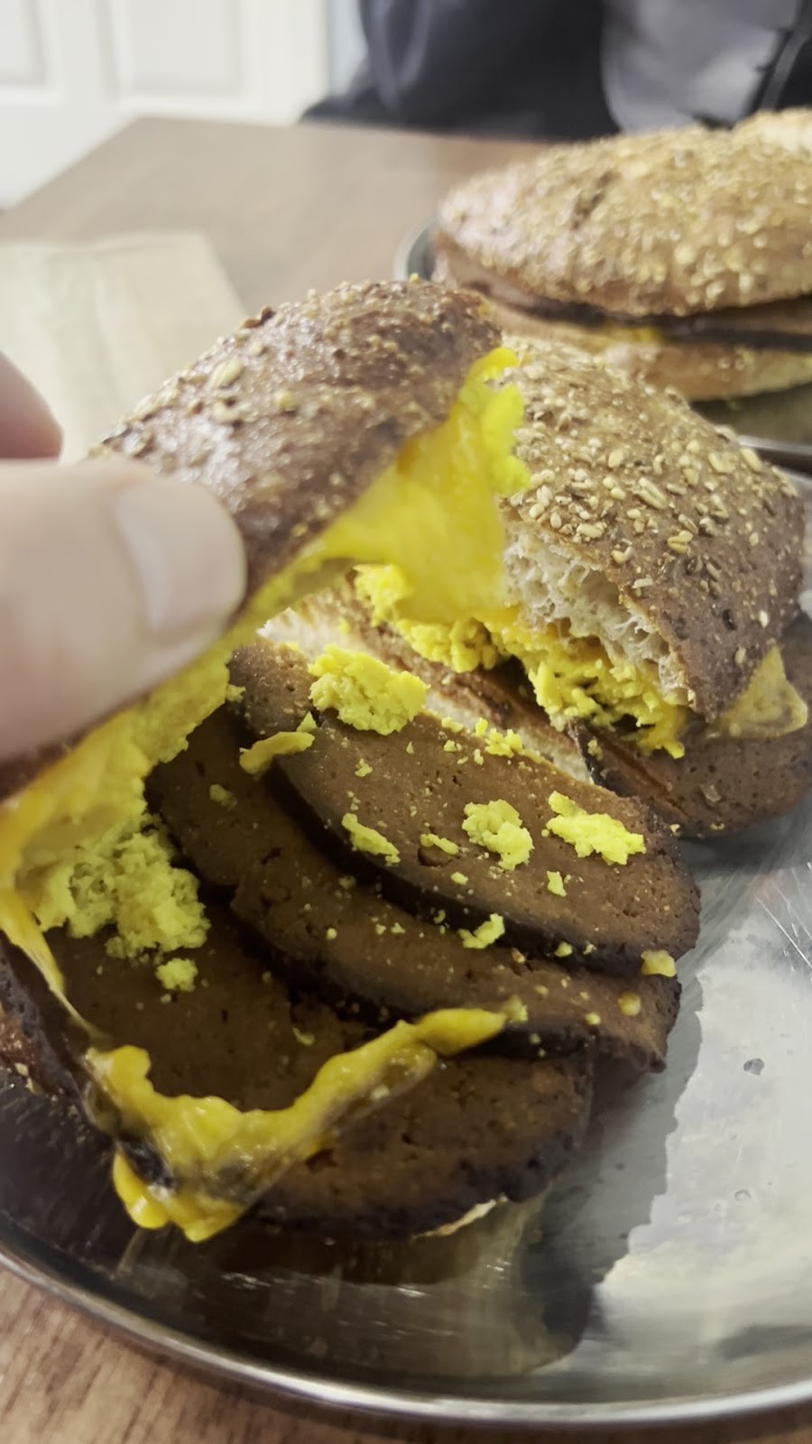 Luhv Vegan Bistro: food & drinks