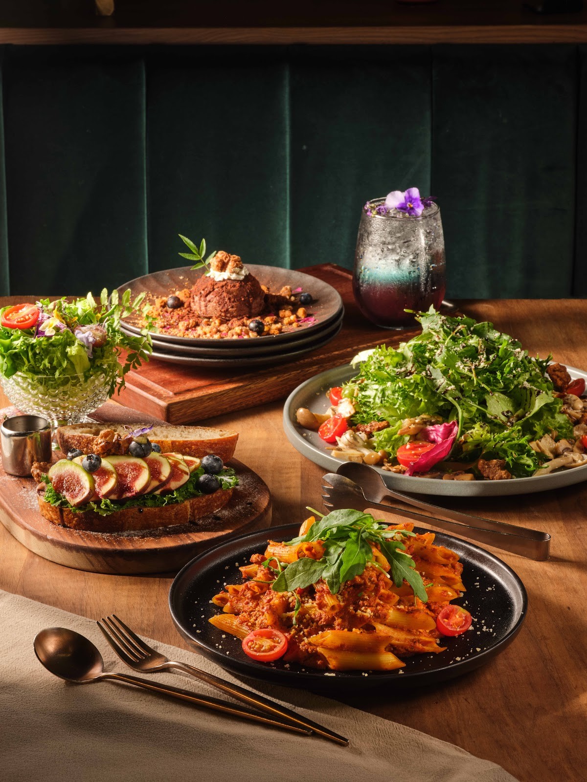 VEGANAMORE蔬慕 復興店: food & drinks