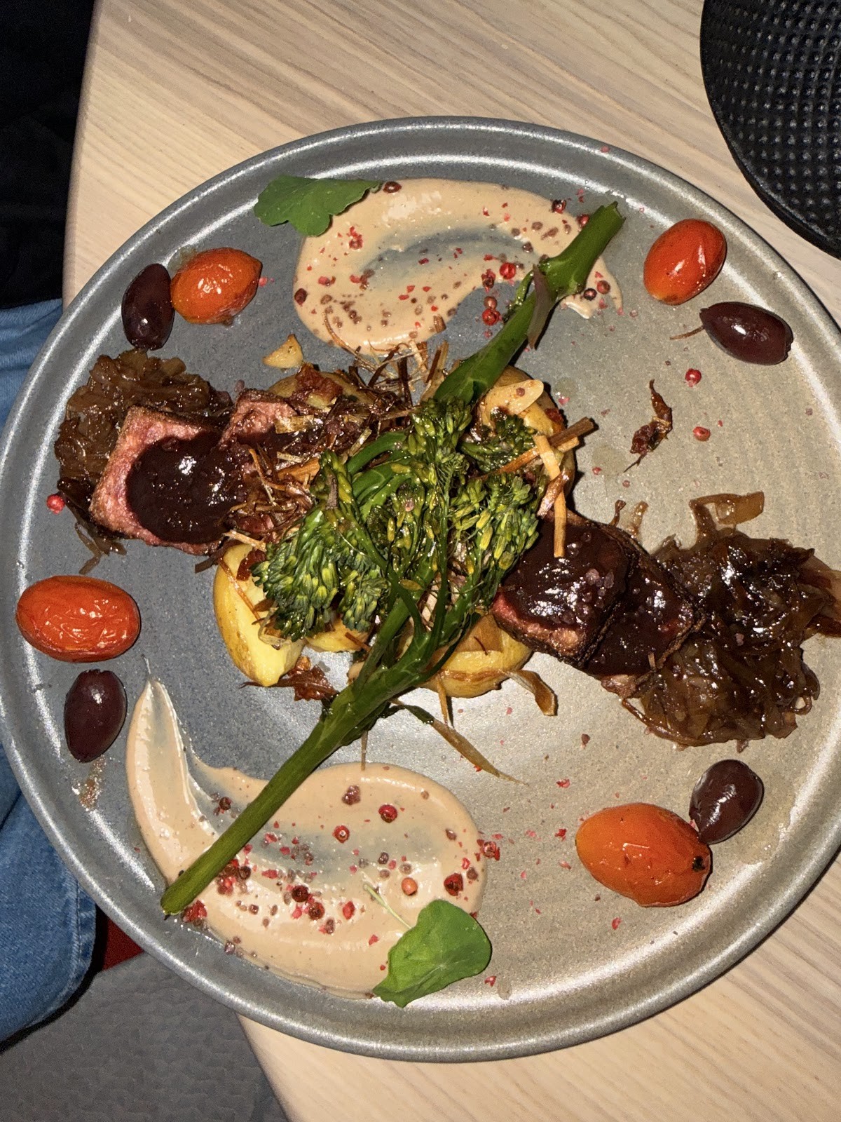 Manna 2 - restauracja wegańska: food & drinks