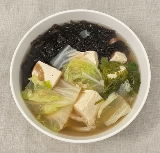 Urban Vegan Thai Cuisine: food & drinks