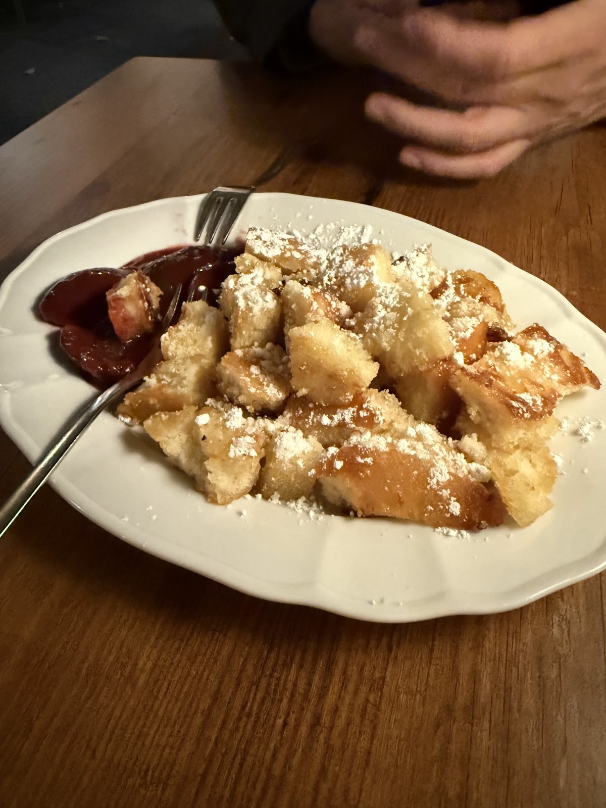 Velani Restaurant - 1080: food & drinks