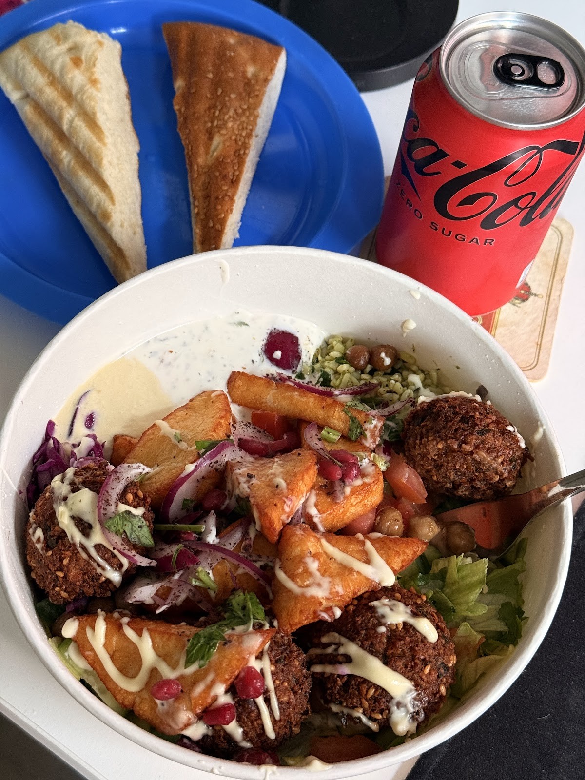 Humu'z & Döners Hakaniemi: food & drinks
