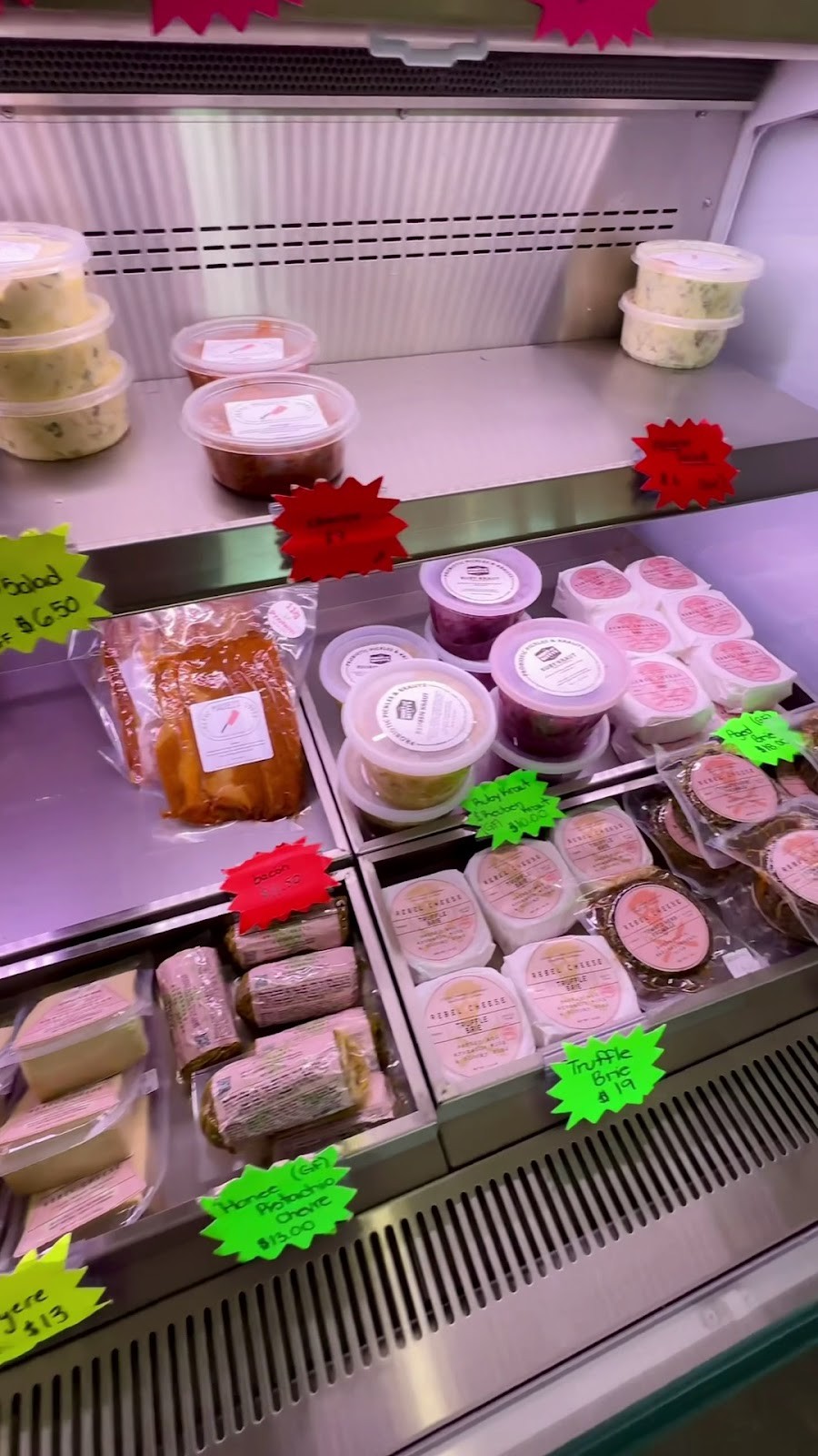 Maciel's Plant-Based Butcher & Deli: the place