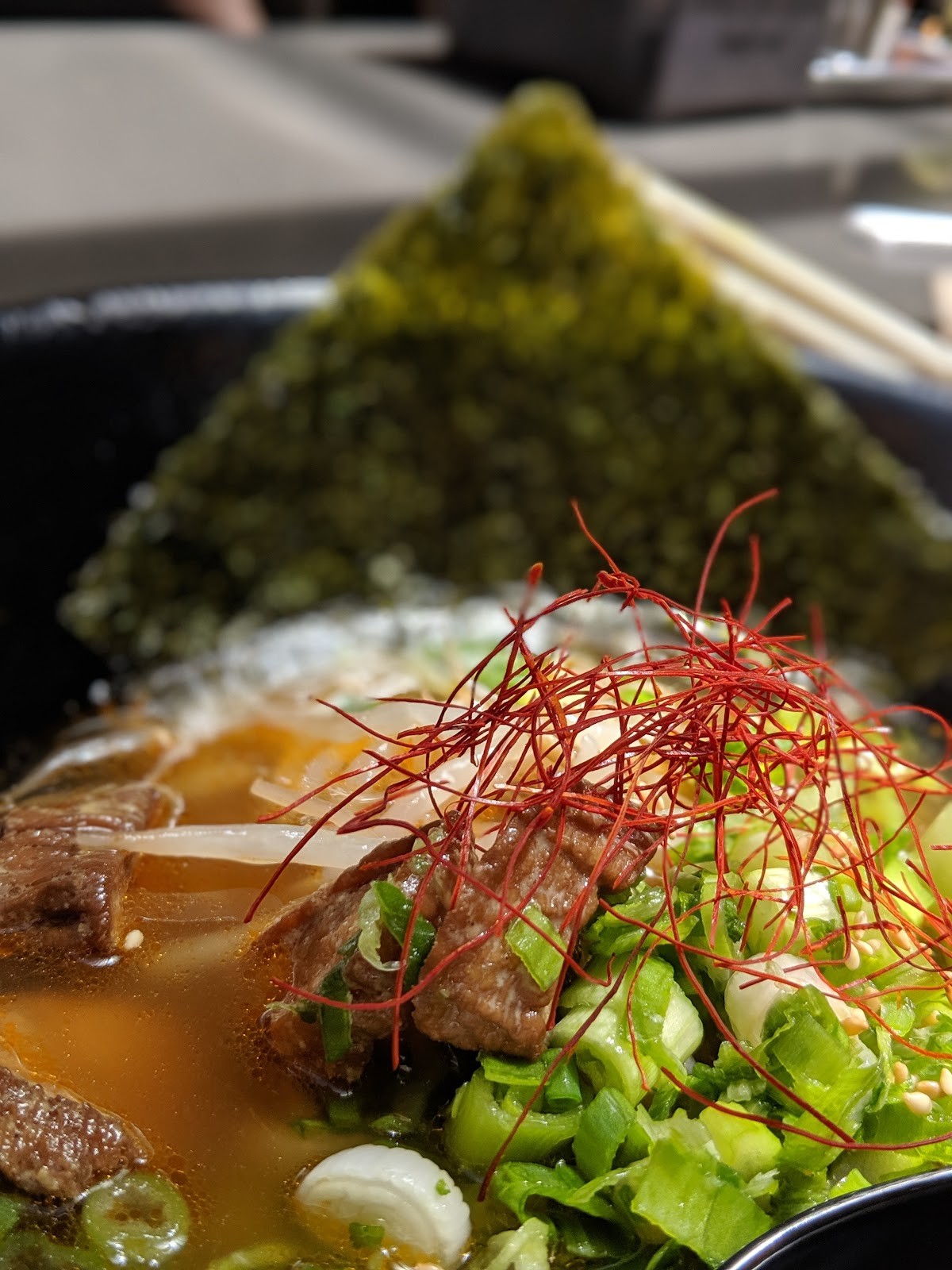 Ramen Hood: food & drinks
