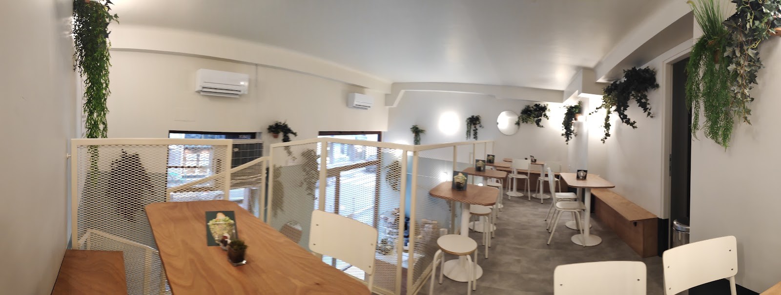 Salad House: the place