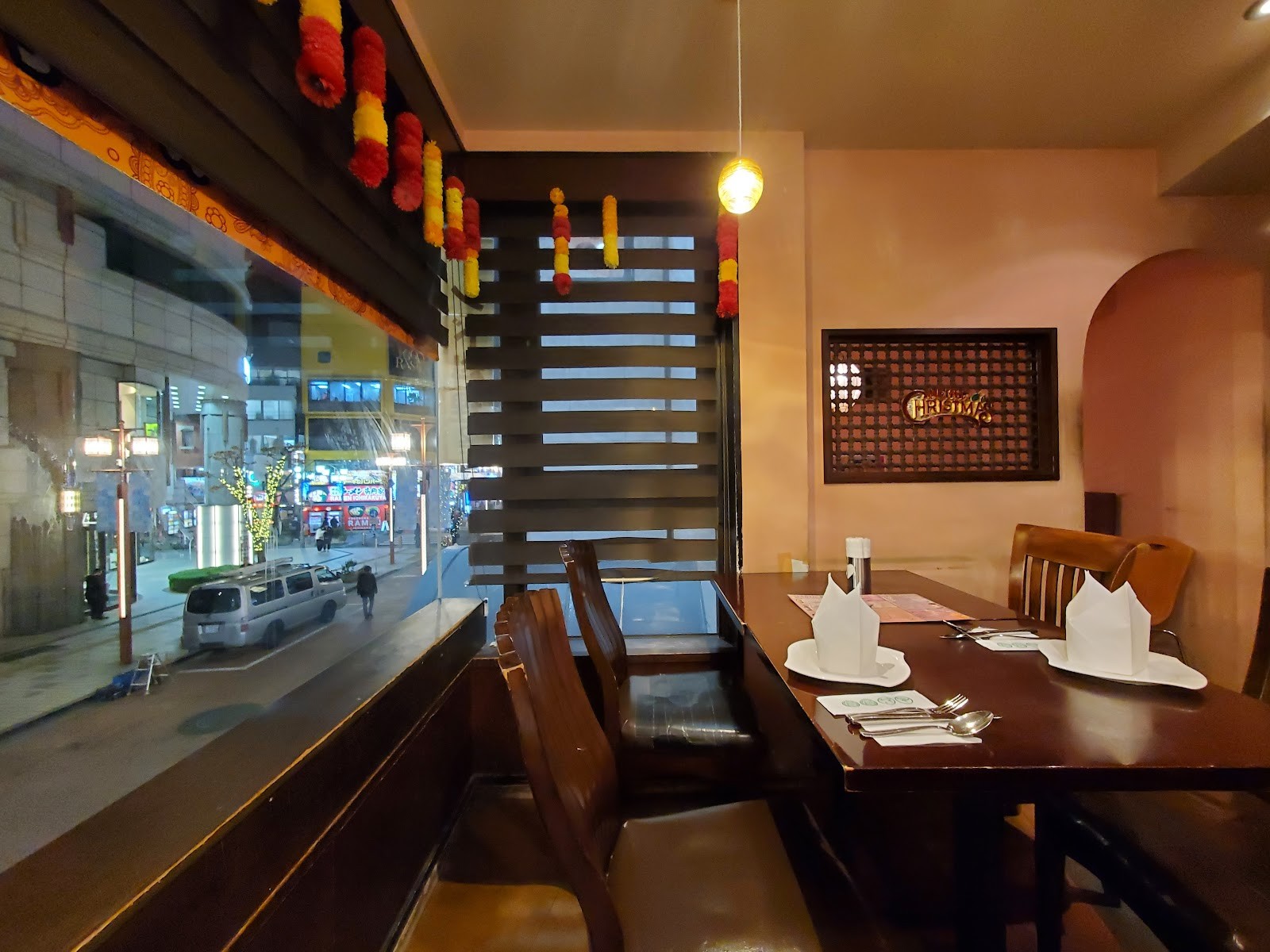 Masala Dining: the place