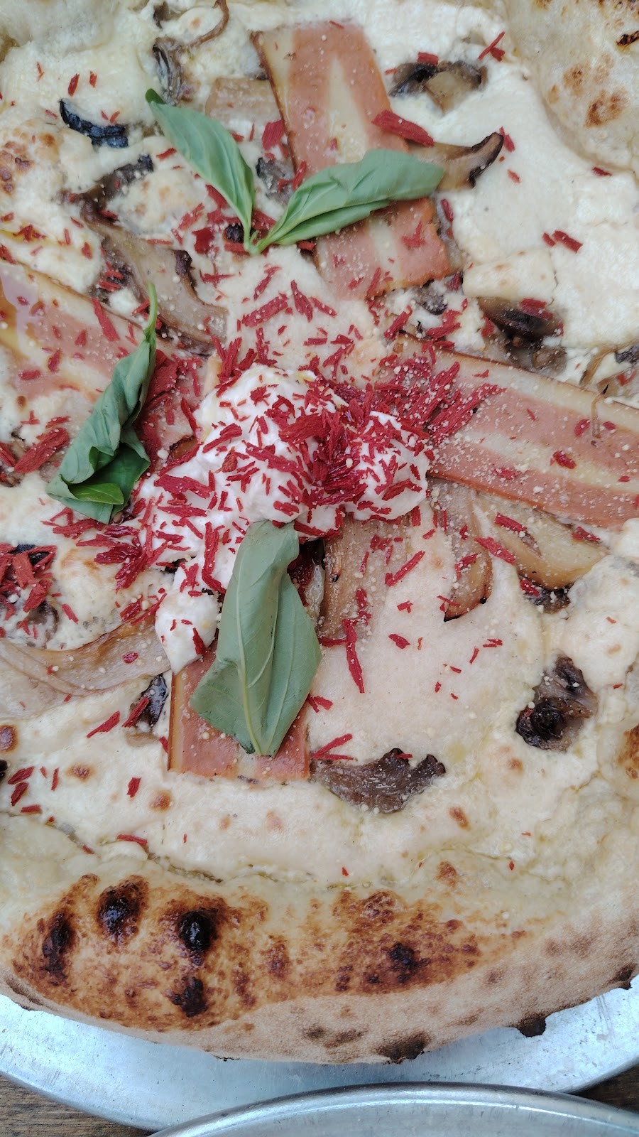 Pretty Pizza: food & drinks