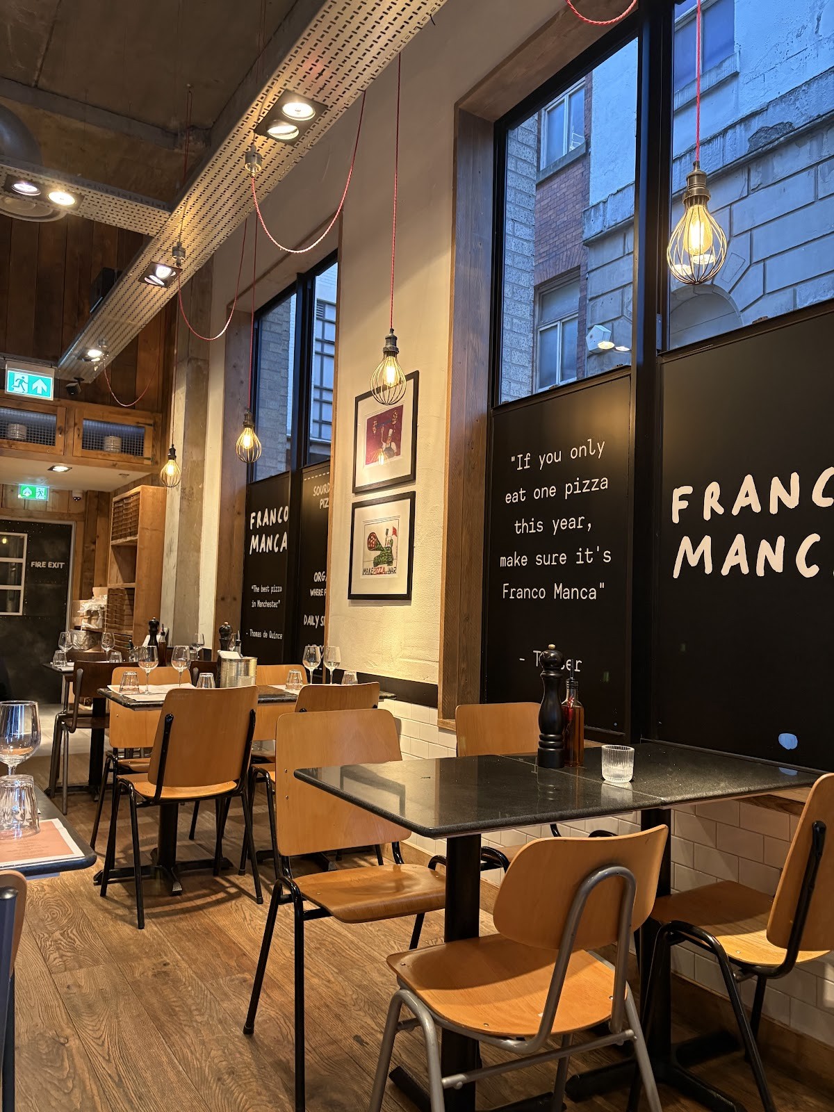 Franco Manca Piccadilly Gardens Manchester: the place