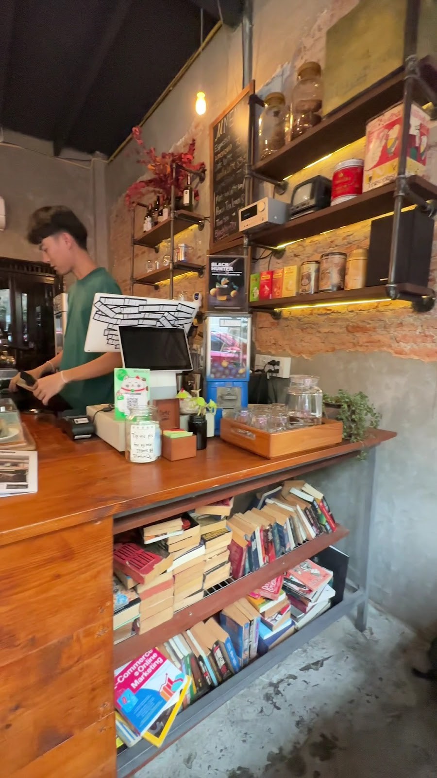 Blackwood Cafe & Studio: the place