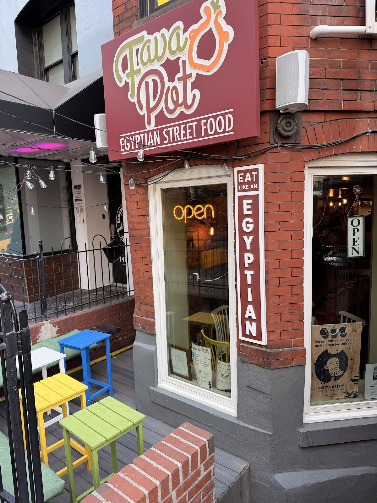 Fava Pot: the place