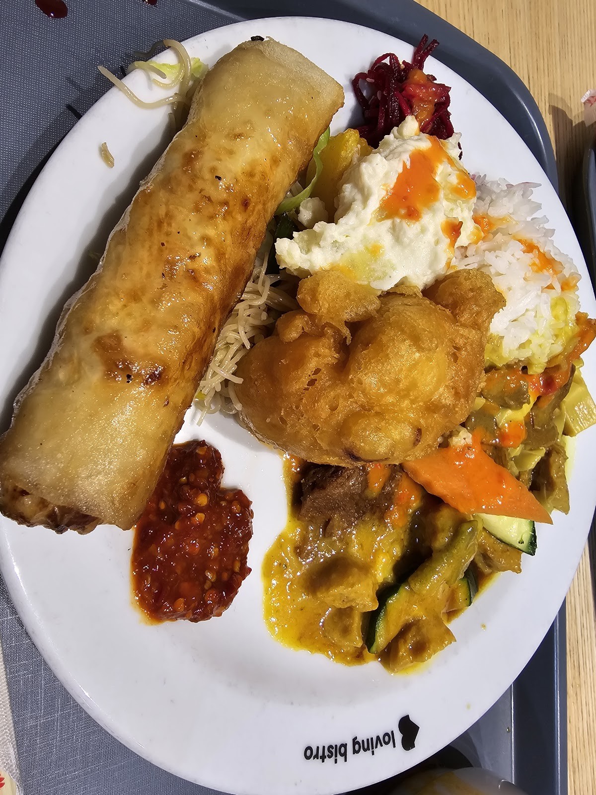 Loving Bistro: food & drinks