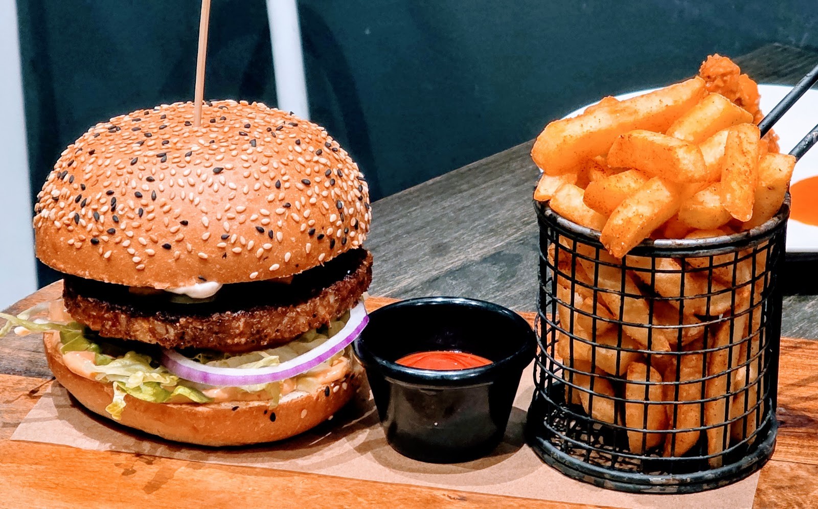 Gorilla Kitchen - 100% Vegan Plant Based Eatery: food & drinks