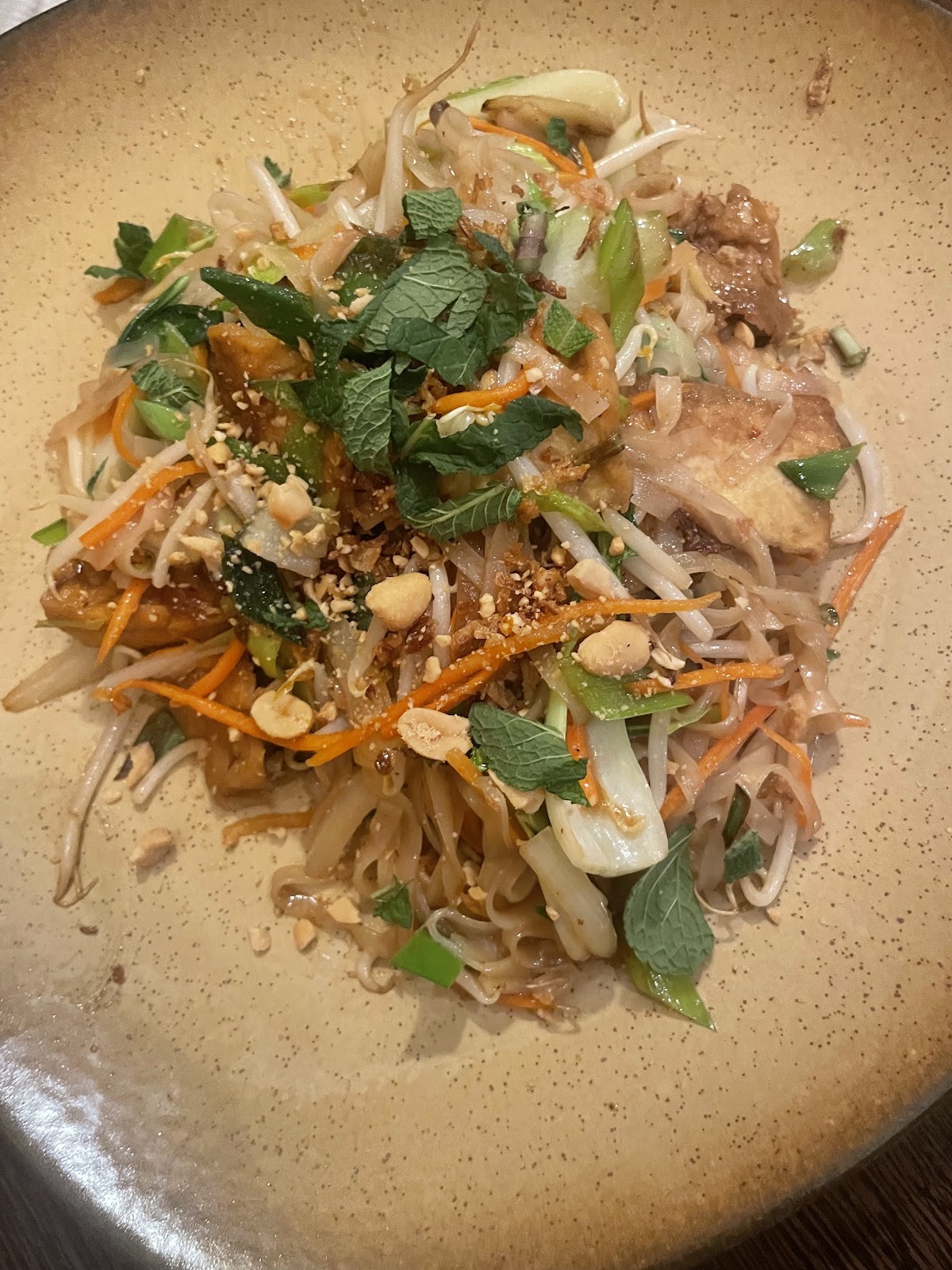 Savory Chay: food & drinks