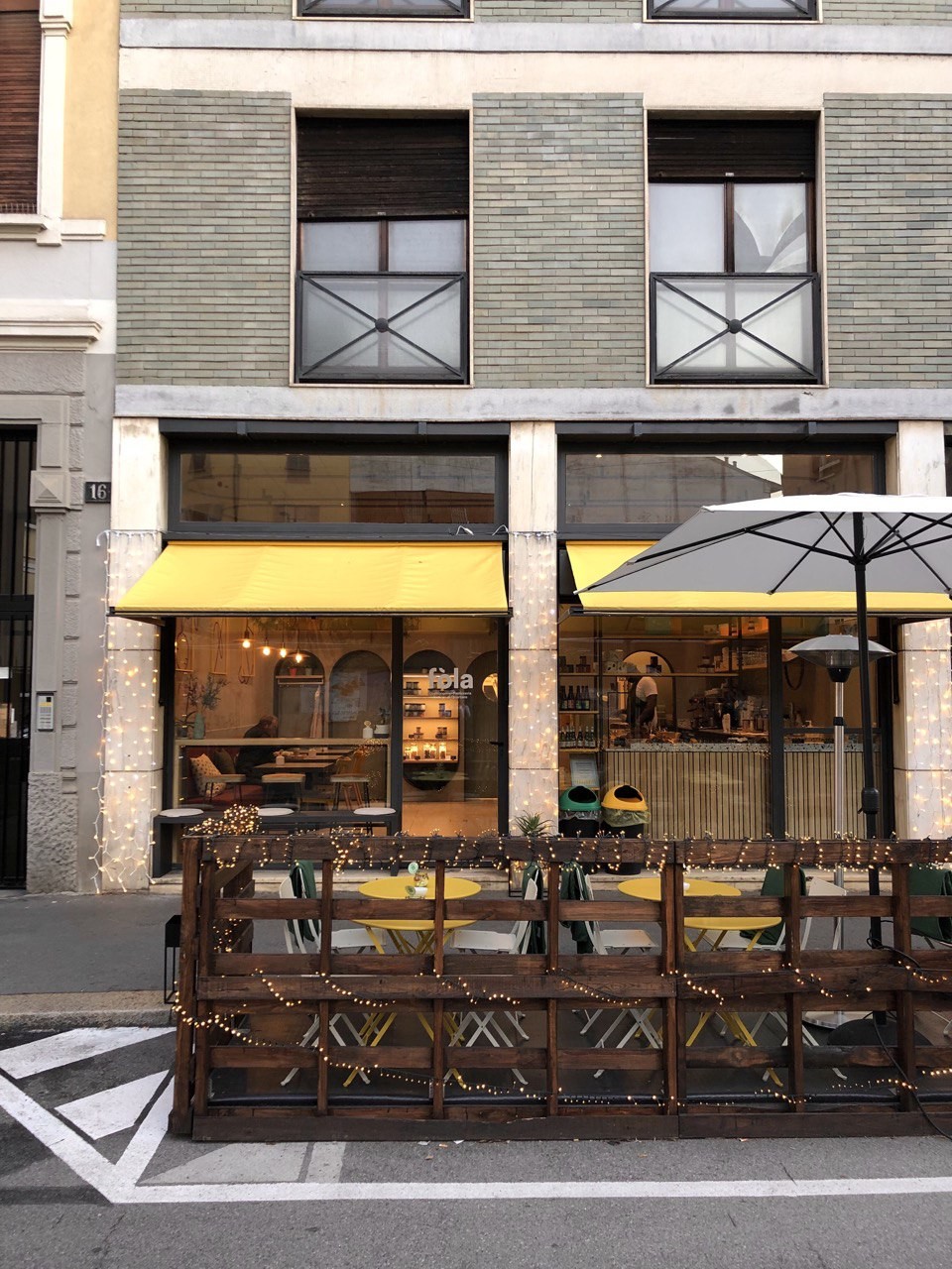 Fòla: the place