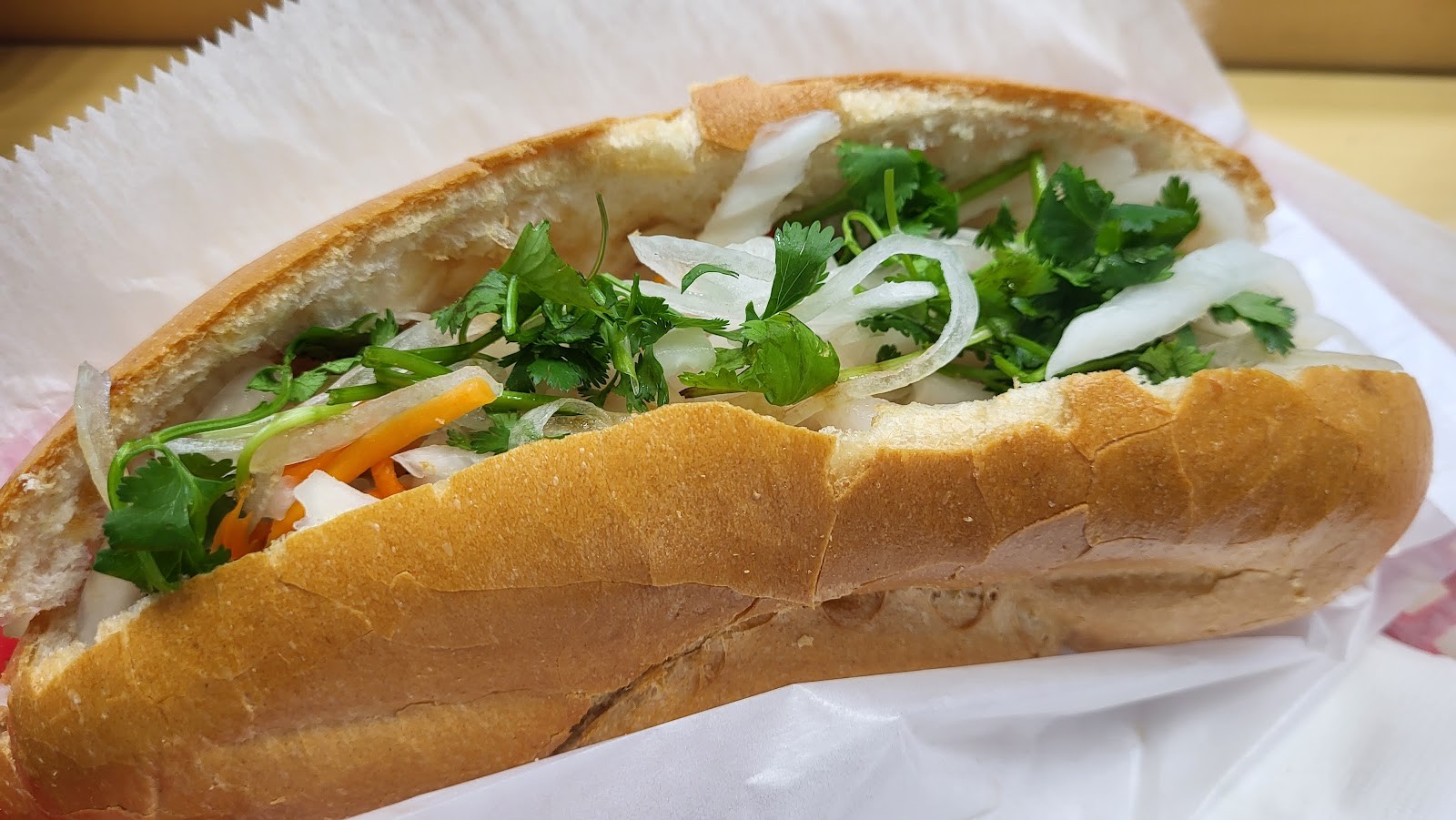 Banh Mi Ok: food & drinks