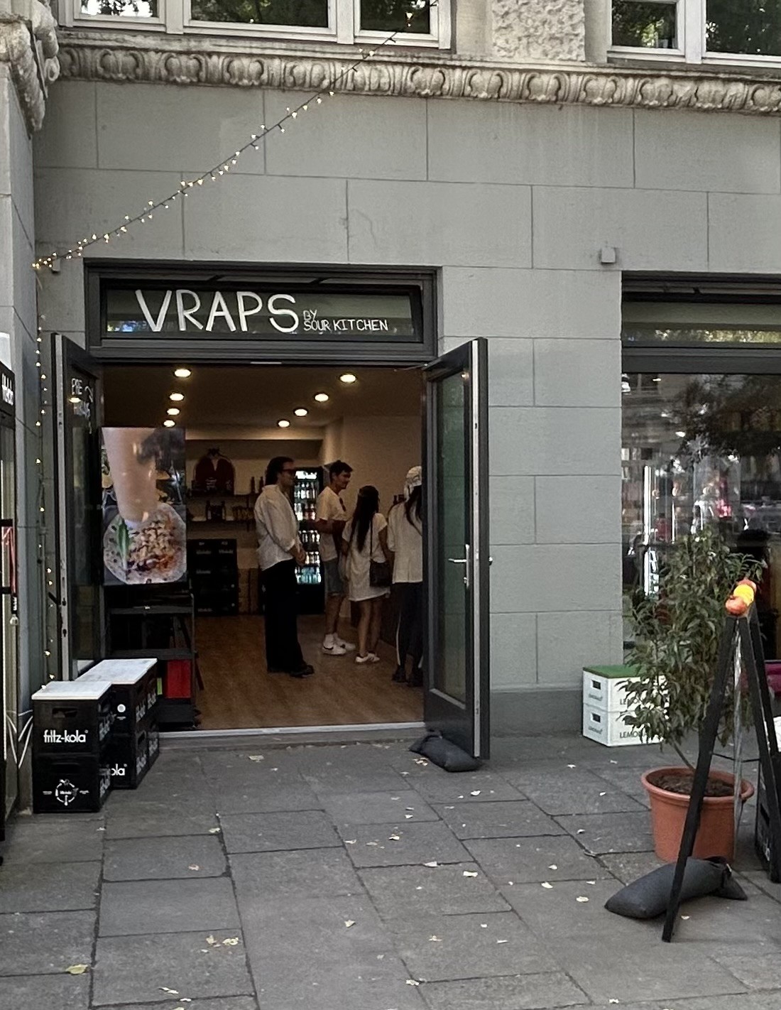VRAPS by sour kitchen | vegan Çiğ Köfte wraps: the place
