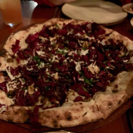 Gigi Pizzeria: food & drinks