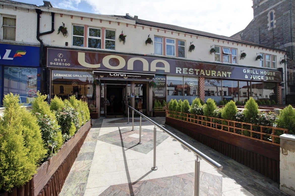 Lona Grill House & Juice Bar: the place