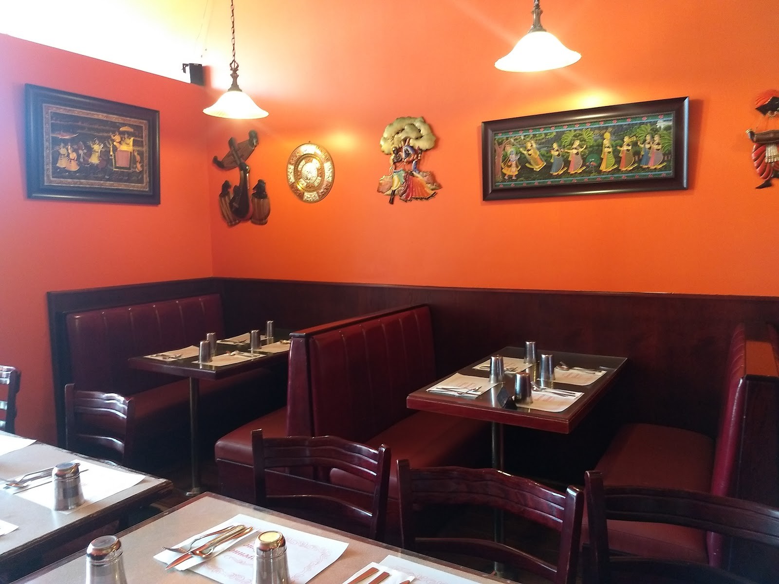 Thanjai Restaurant: the place