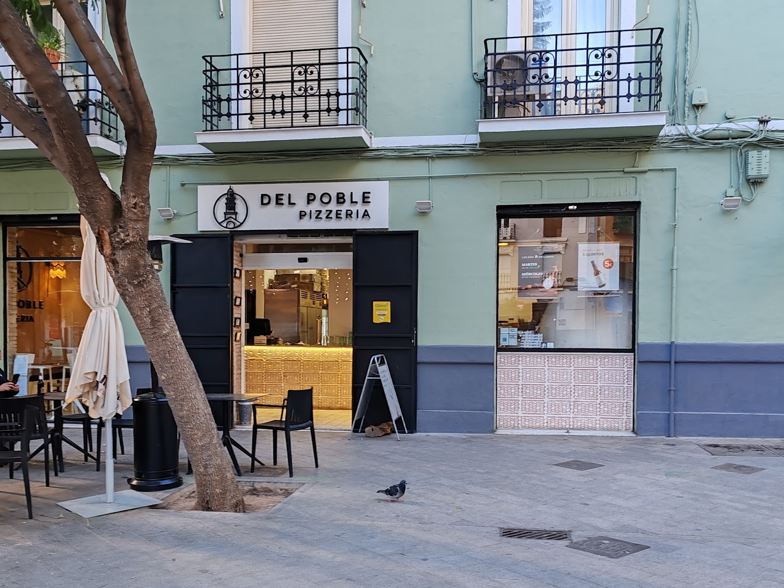 Del Poble Pizzería Ruzafa: the place