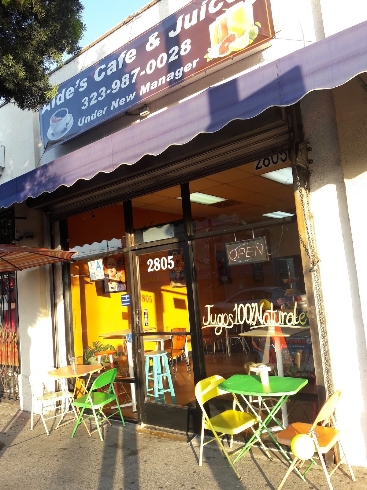 Aide's café and juices: the place