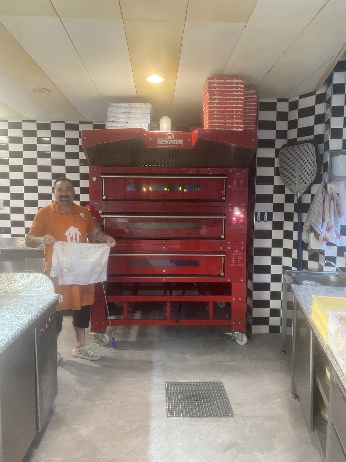 Piratino Pizzeria Take Away: the place
