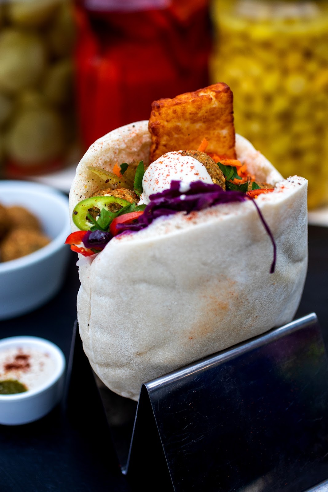 Falafel +: food & drinks