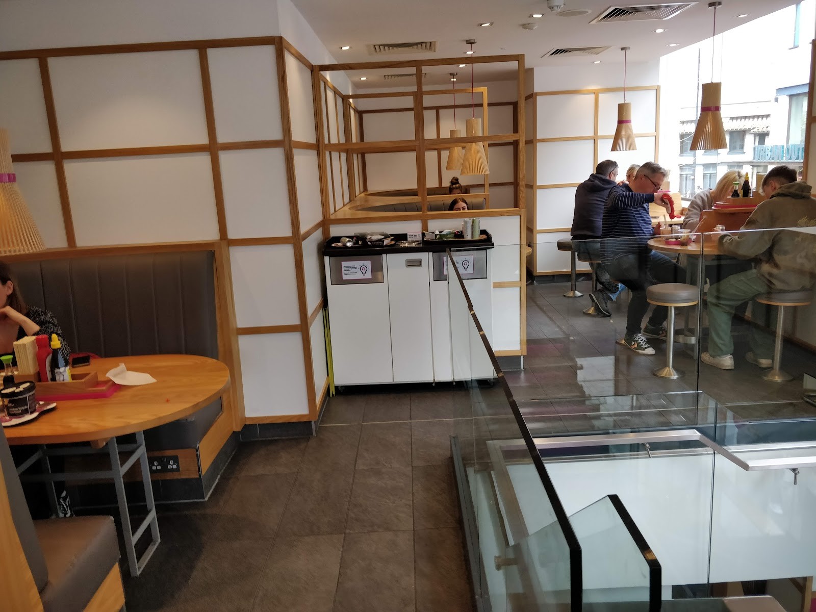 itsu - Bristol Broadmead: the place